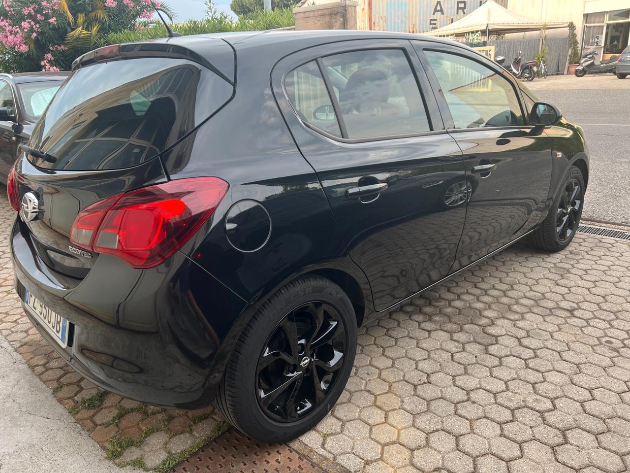 Opel Corsa 1.4 90CV GPL Tech 5 porte 120 Anniversary