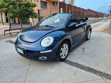 Volkswagen New Beetle 1.4 16V Cabrio