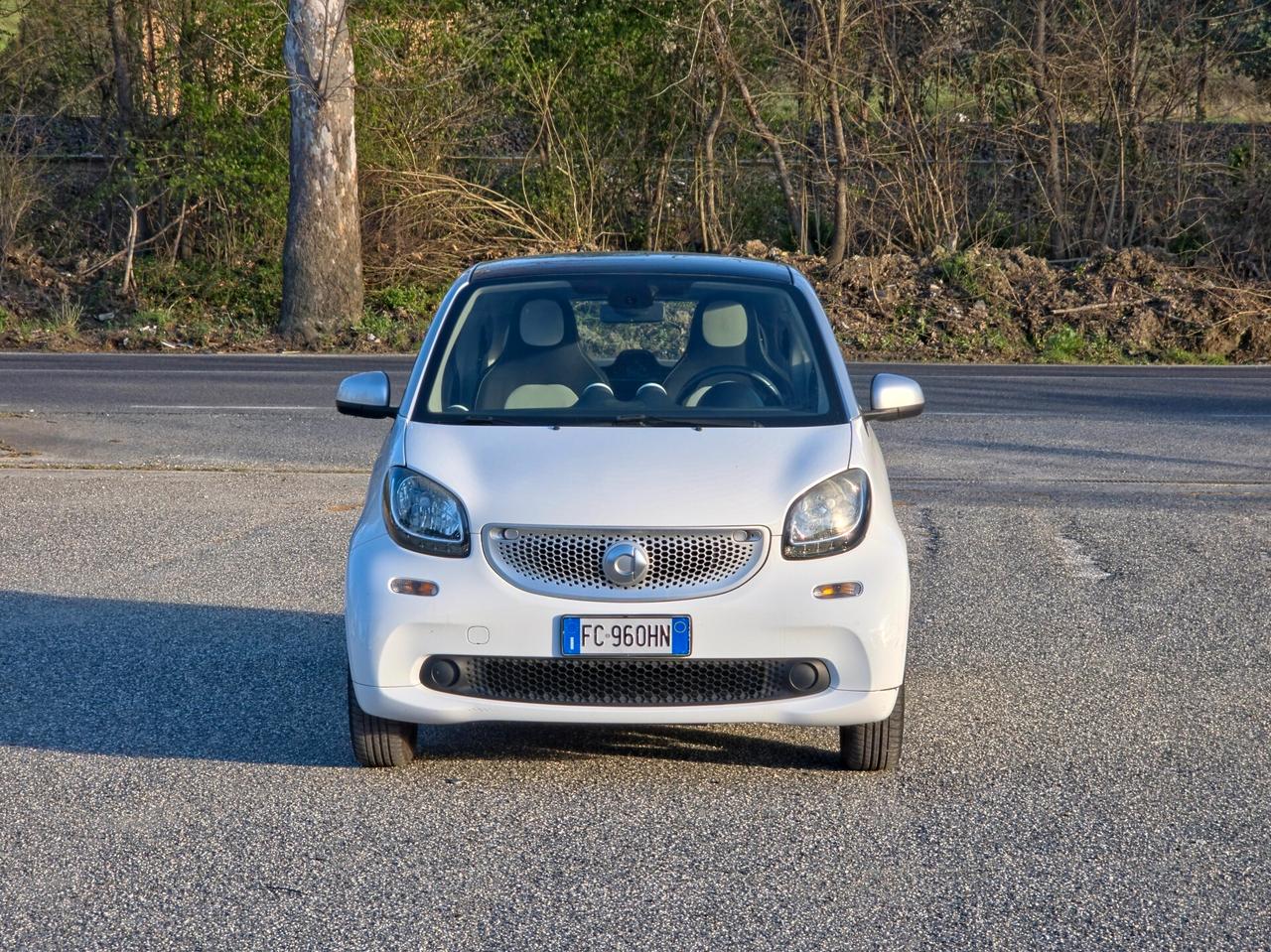 Smart ForTwo 70 1.0 twinamic Prime 2016-E6 Automatico NEO