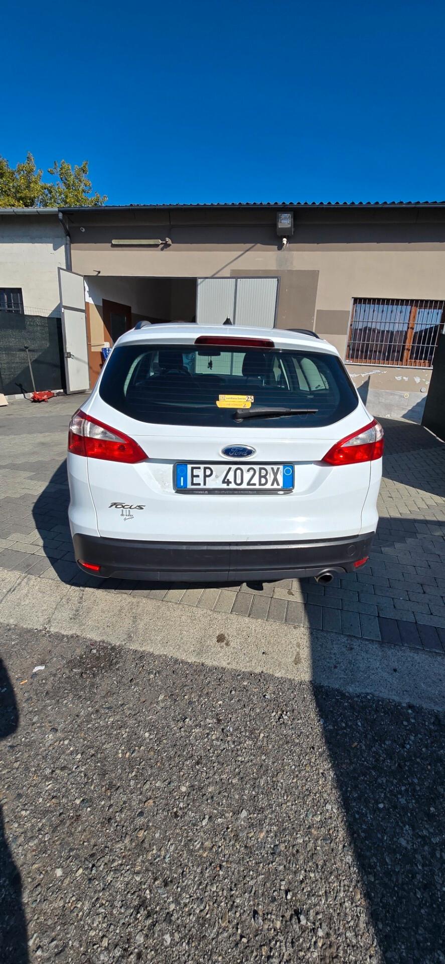 Ford Focus 2.0 TDCi 115 CV Powershift Titanium