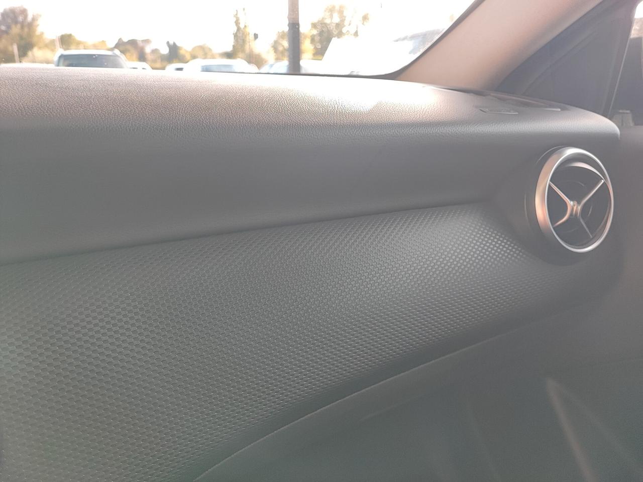 Mercedes-benz A 160 d Premium