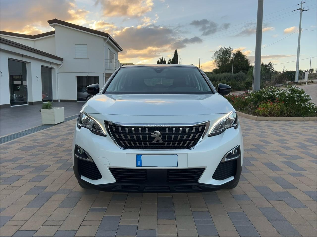 Peugeot 3008 BlueHDi 130 S&S EAT8 Active