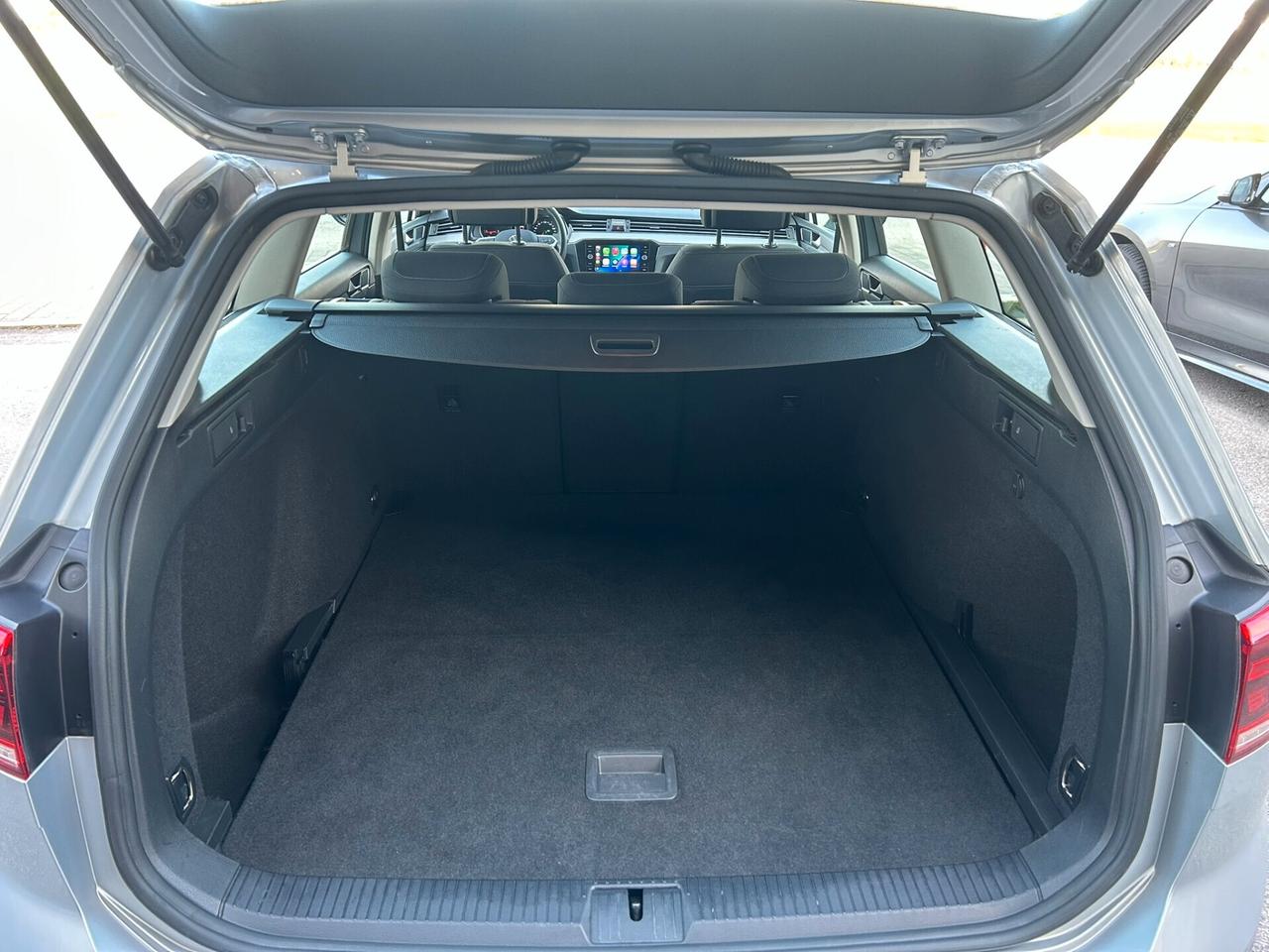 VW PASSAT VARIANT 2.0 TDI 122CV DSG Business