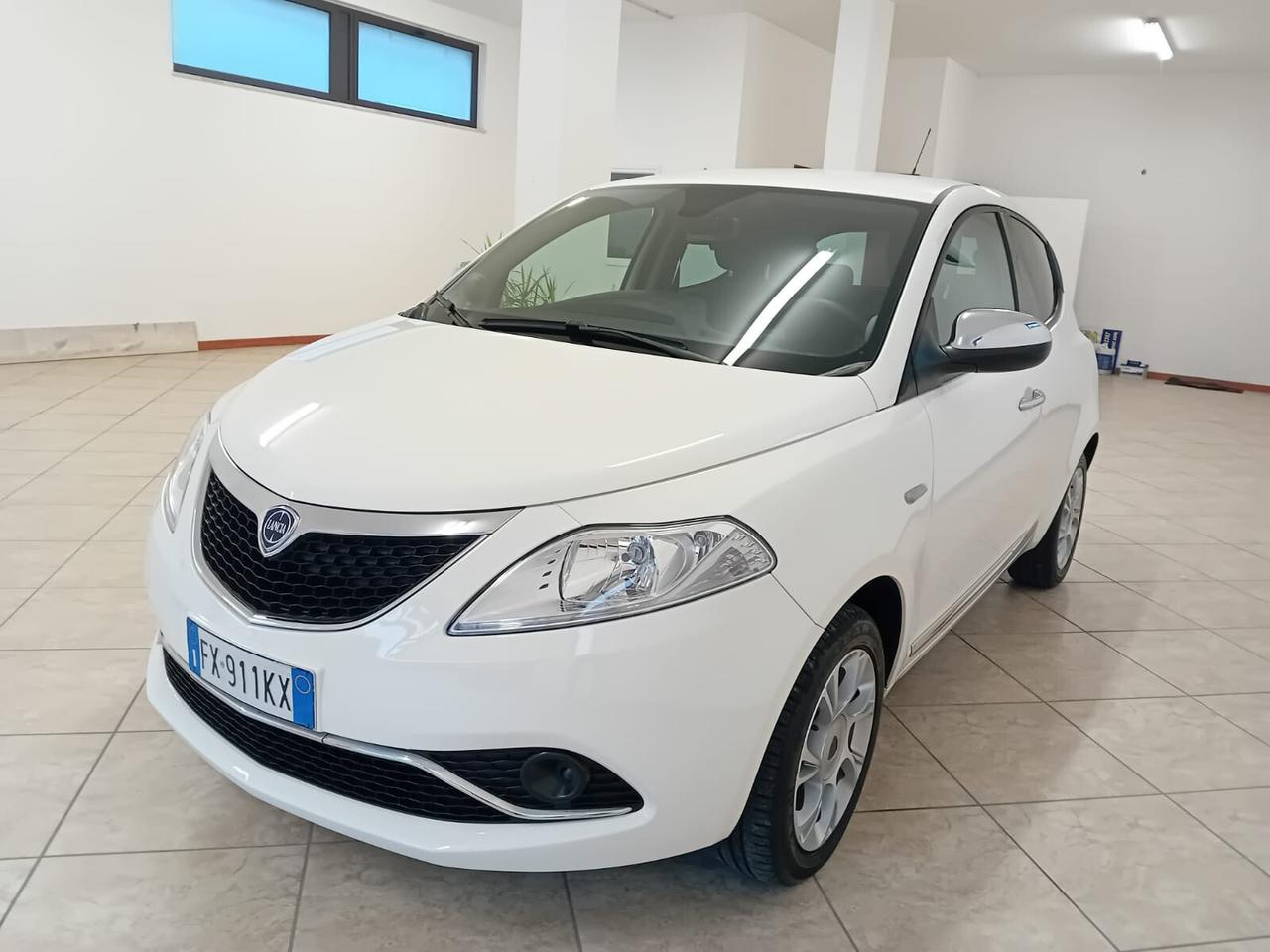 Lancia Ypsilon 1.2 69 CV 5 porte S&S Elefantino Blu