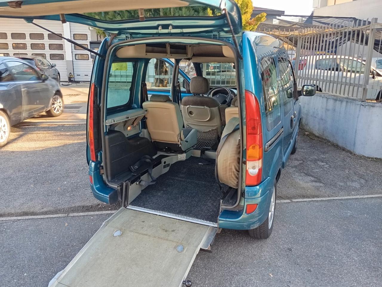 Renault Kangoo 1.2 16V 5p. Confort trasporto disabili