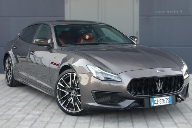 MASERATI Quattroporte V8 580 CV Trofeo