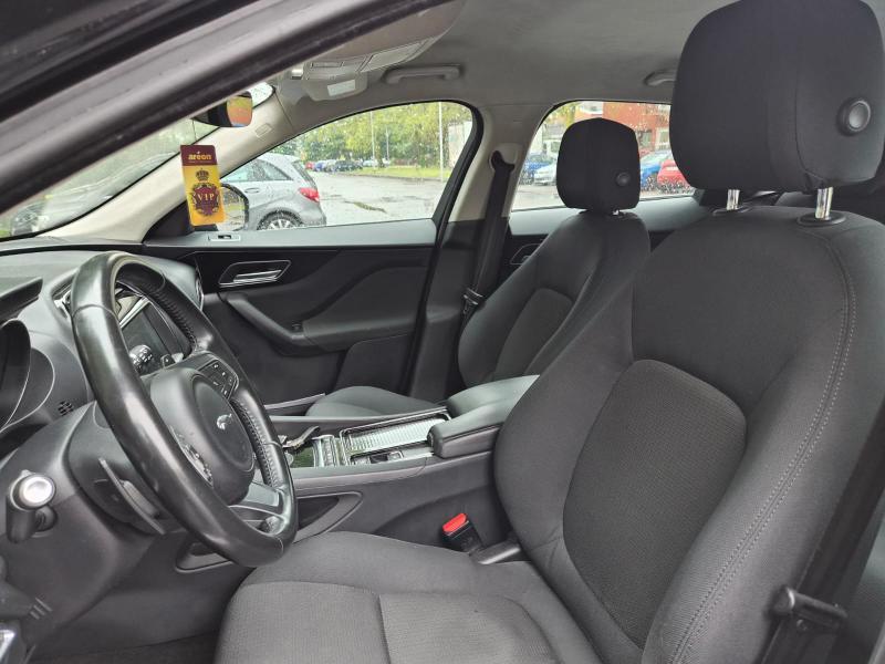 Jaguar F-Pace 2.0d i4 Portfolio awd 180cv auto my19
