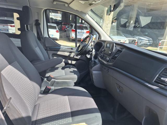 FORD Tourneo Custom 2.0 TDCi 130CV PC 8posti - UNIPRO TAGLIANDATA