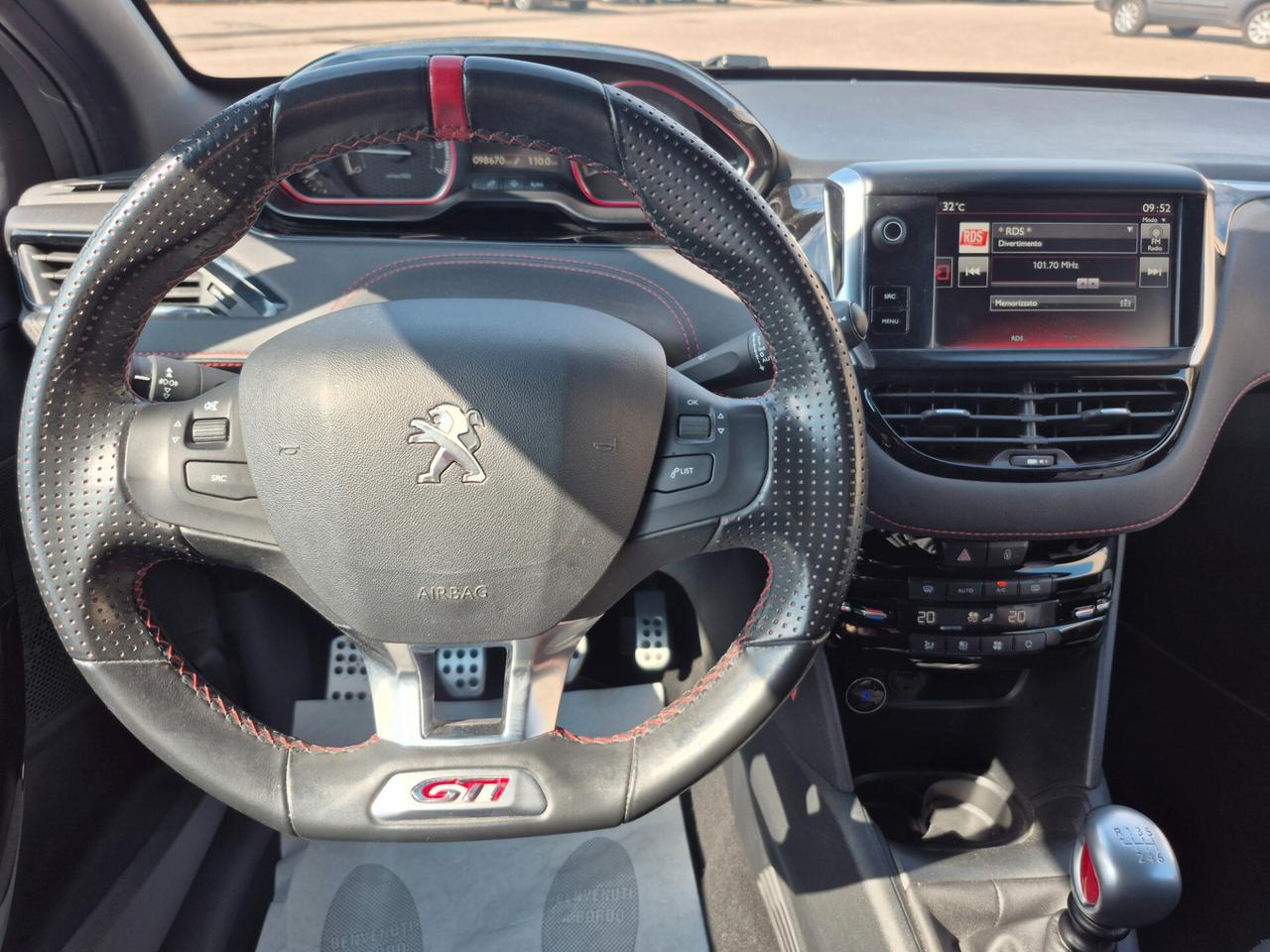 Peugeot 208 THP S&S 3 porte GTi