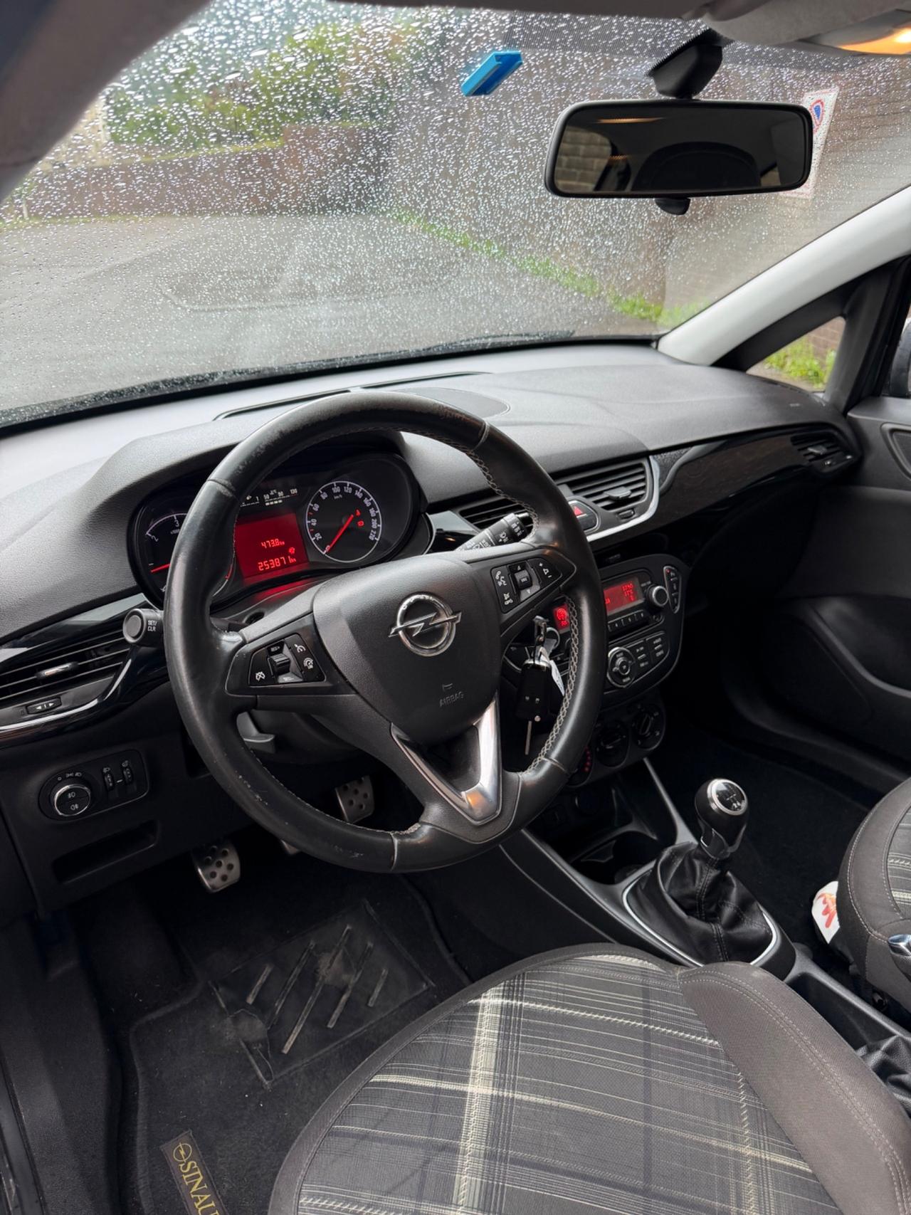 Opel Corsa 1.3 CDTI Coupé b-Color
