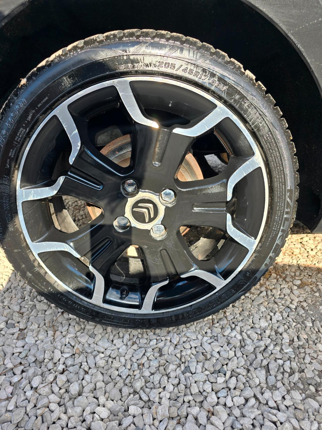Ds DS3 DS 3 1.4 VTi 95 GPL airdream Just Black