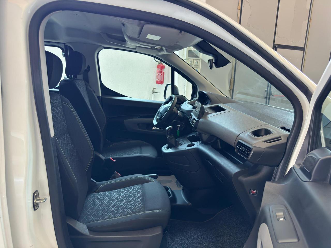 Peugeot Rifter Standard Rifter 1.5 bluehdi Active 100cv