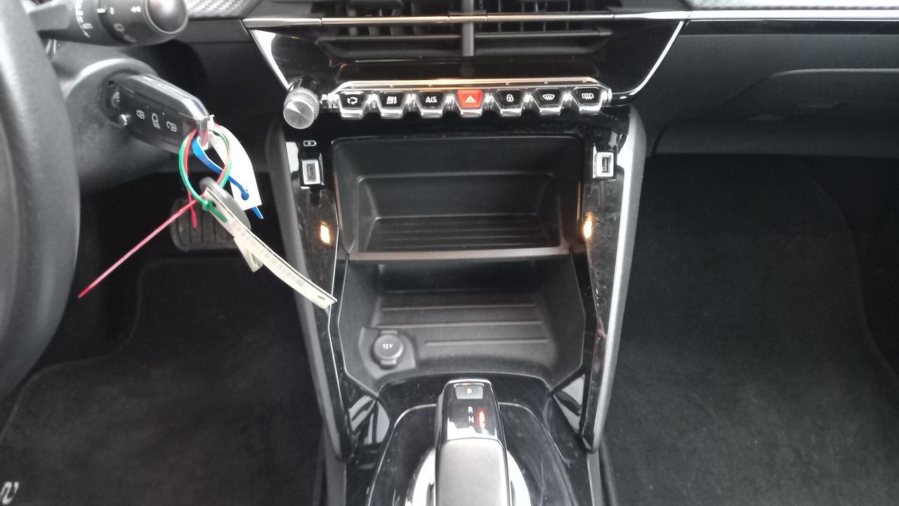 Peugeot 2008 PureTech 130 S&S EAT8 Active Pack