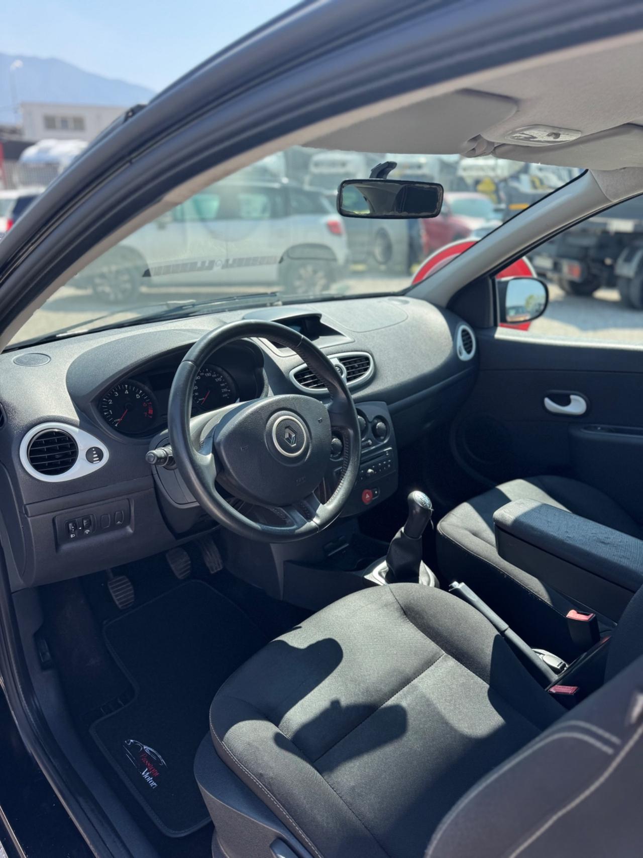 Renault Clio 1.2 16V 3 porte Yahoo!