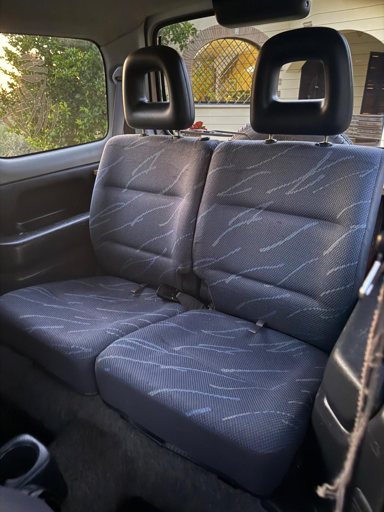 Suzuki Jimny 1.3i 16V cat 4WD JLX Mode