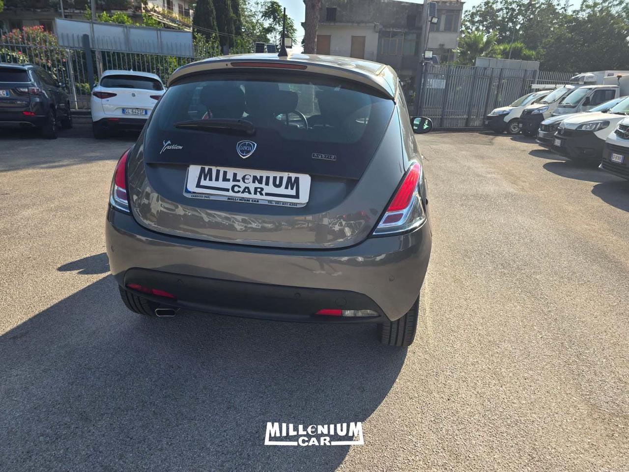 LANCIA YPSILON GOLD HYBRID 2022