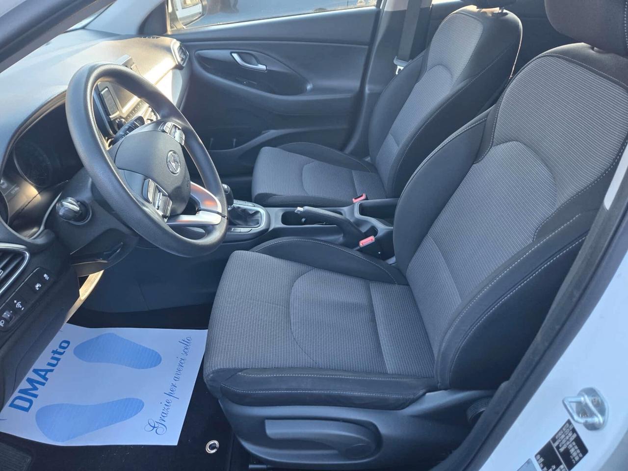 Hyundai i30 1.4 MPI 5 porte Go!