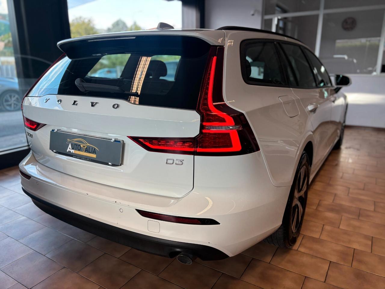 Volvo V60 2.0 d3 Business geartronic *UNICOPRO*NAVI