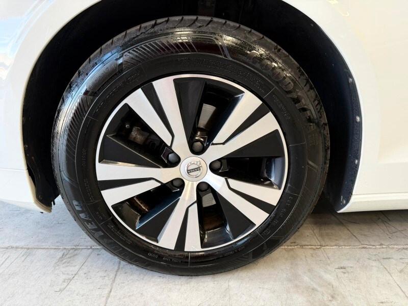 VOLVO V60 (2018-->) V60 D3 Business
