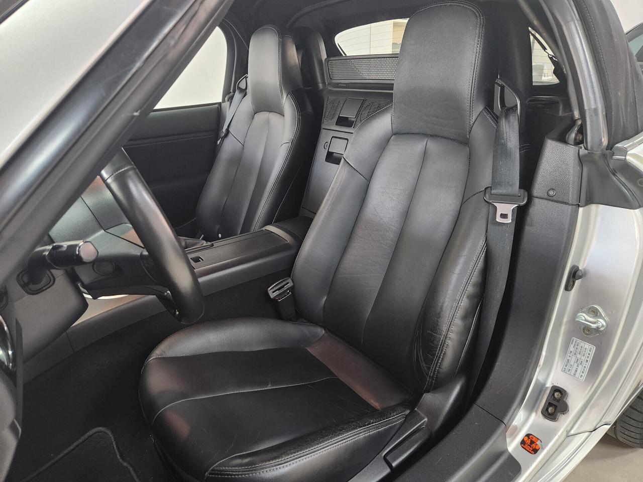 Mazda MX-5 1.8b 16V CABRIO