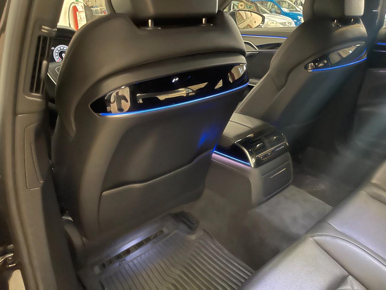 Audi A8 50 TDI quattro 286cv tiptronic-LEGGI SOTTO