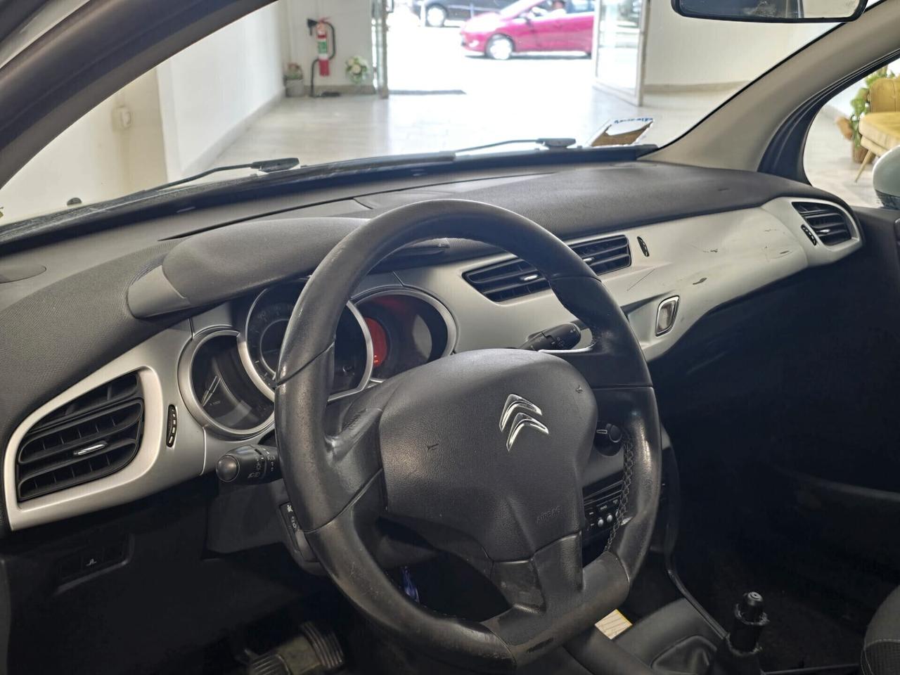 Citroen C3 1.1 BENZINA ANNO 2011