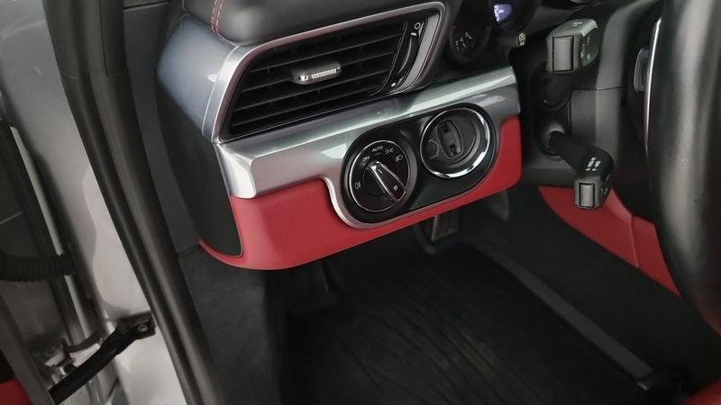 Porsche 911 911 3.0 Carrera 4 Coupé