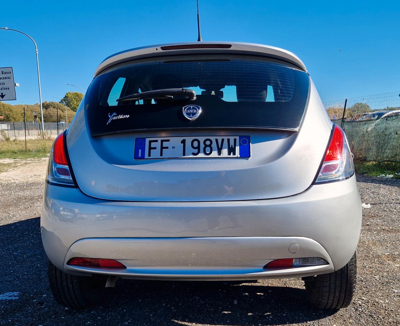 Lancia Ypsilon 1.2 69 CV 5 porte Platinum