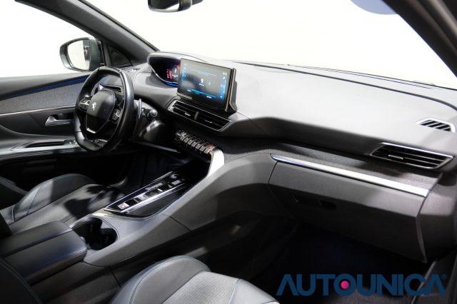 PEUGEOT 3008 HYBRID4 300 E-EAT8 ALLURE PACK