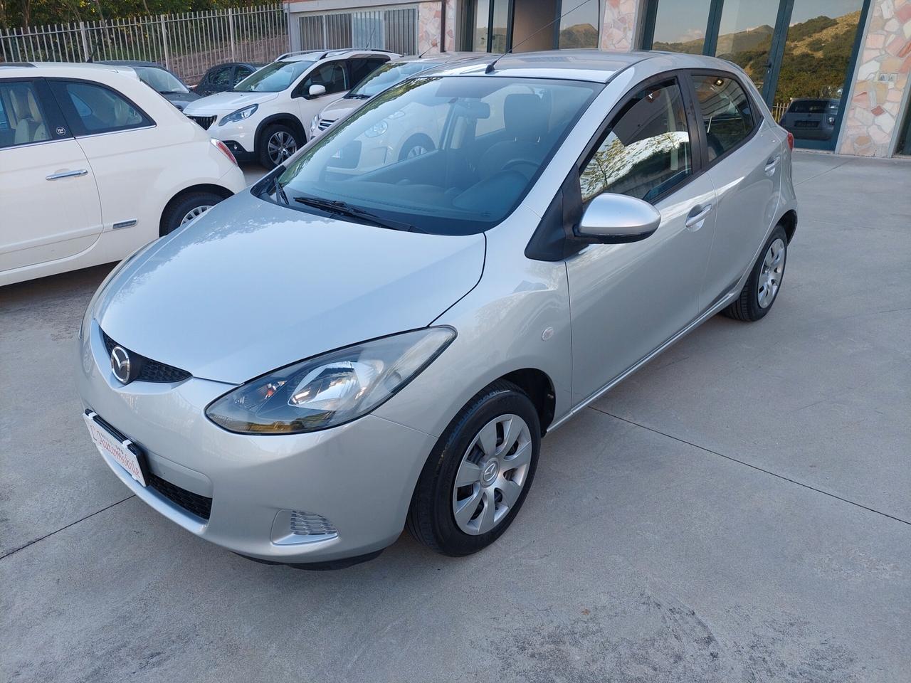 Mazda 2 1.3 16V 75CV 5porte Easy