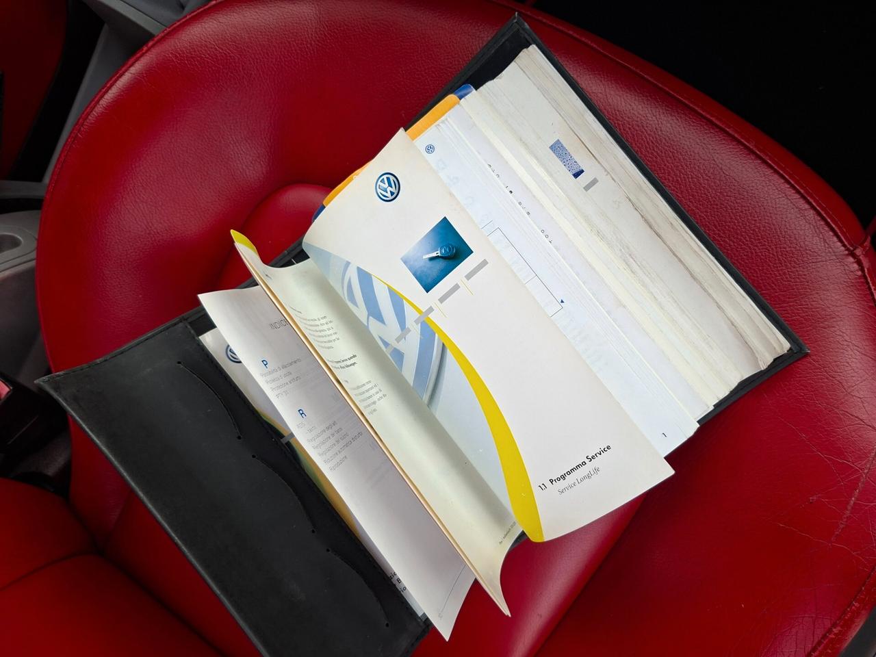 Volkswagen New Beetle 2.0 Cabrio tagliandata INTERESSE STORICO