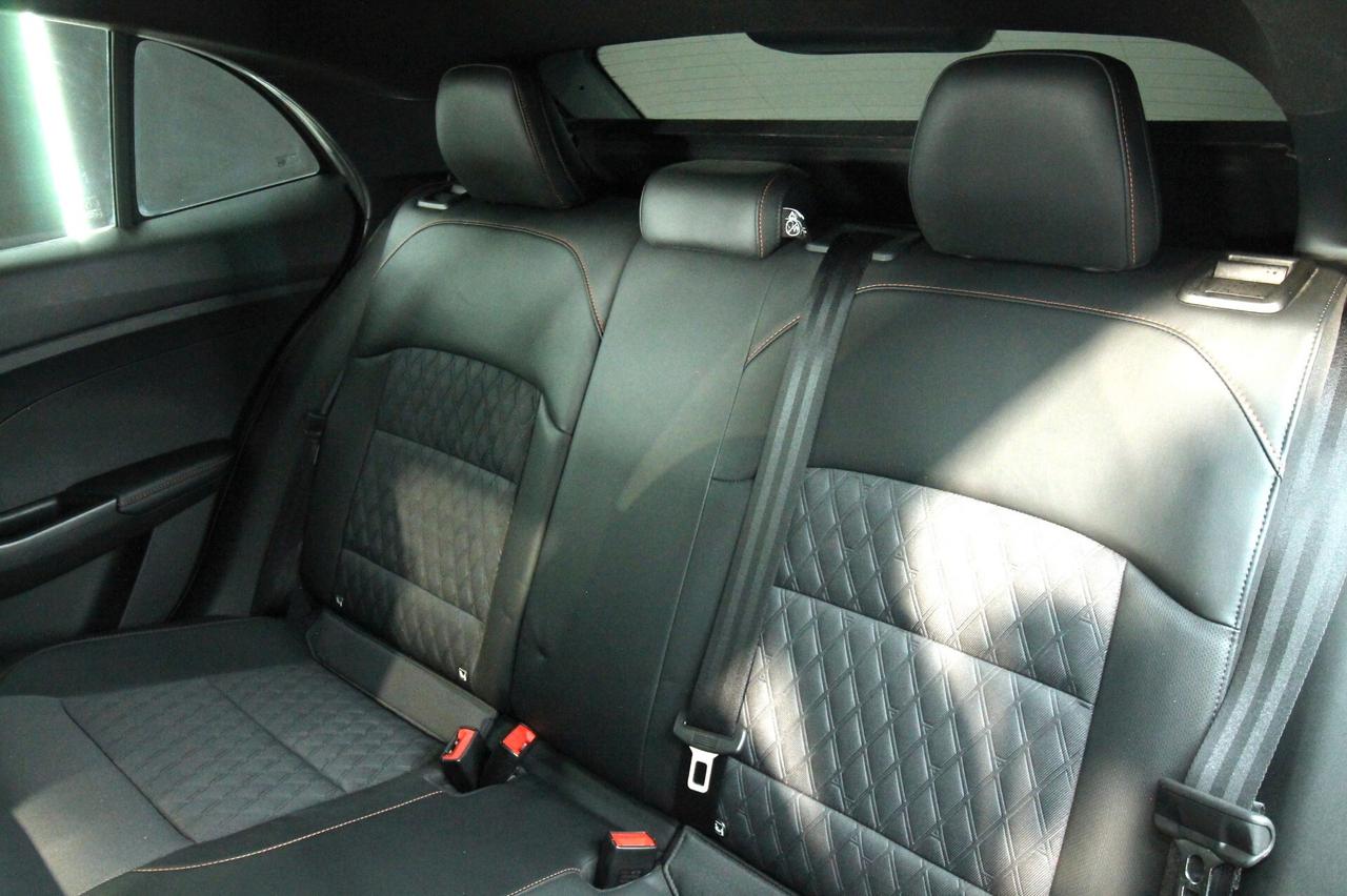 MG 3 1.5 102 CV HYBRID + LUXURY