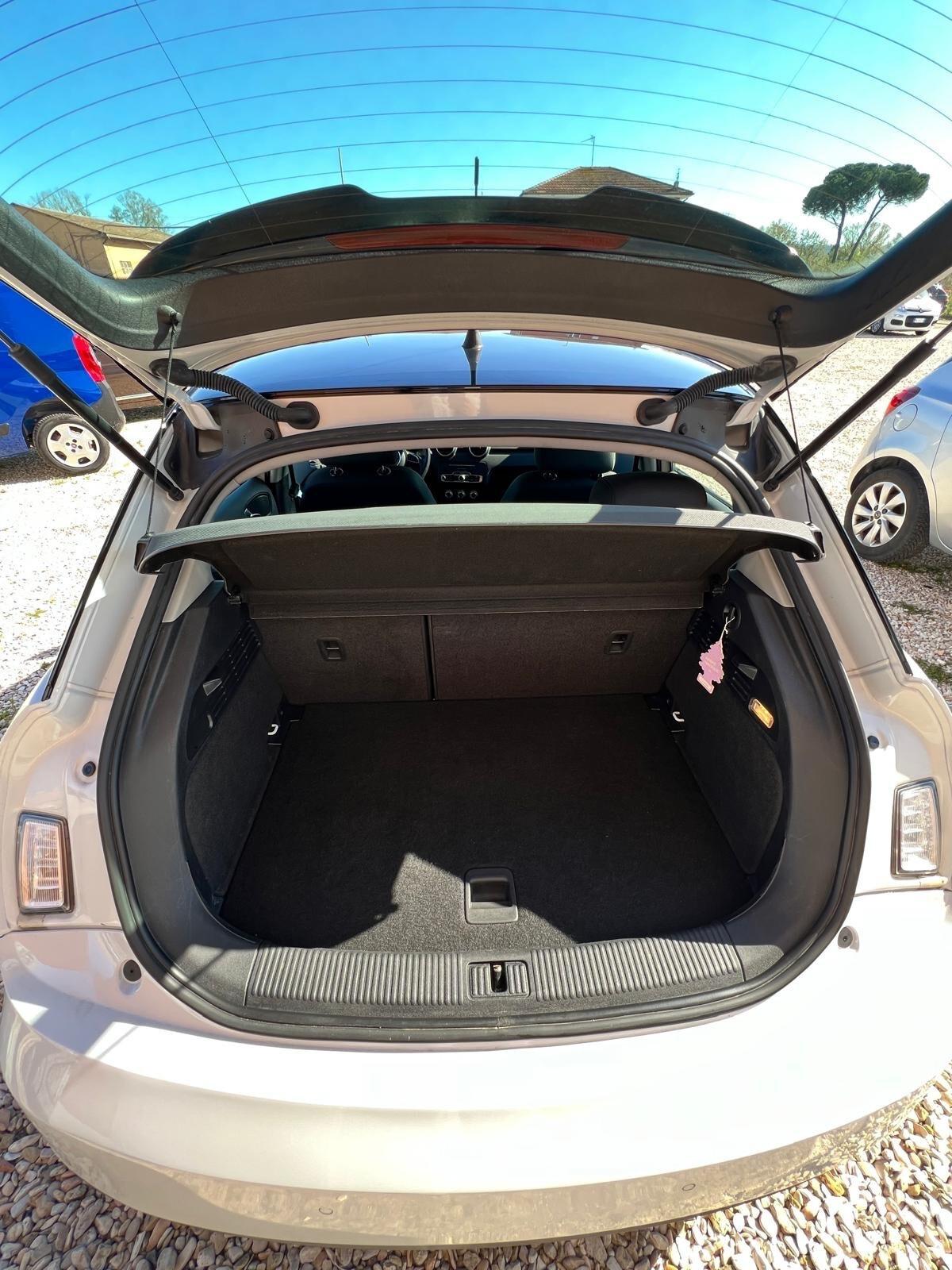 Audi A1 SPB 1.4 TDI Admired