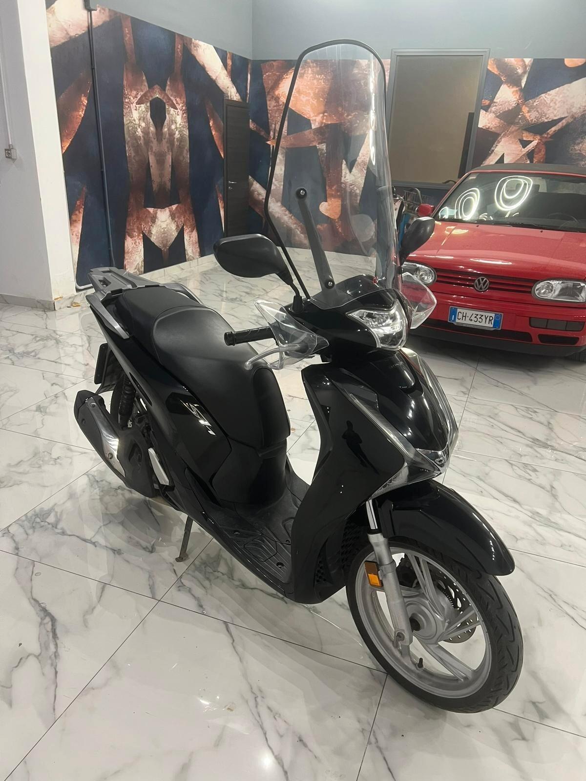 Honda SH 150i ABS (2017) – LED – Smart Key