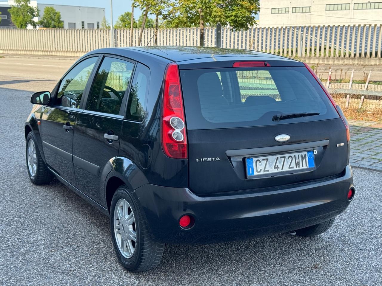 Ford Fiesta 1.4 TDCi 5p. Ghia