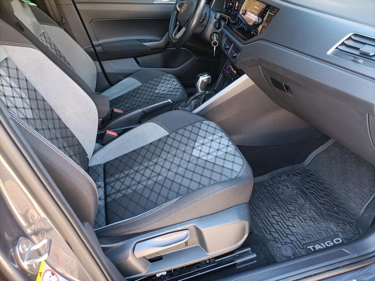 Volkswagen Taigo 1.0 TSI 110 CV DSG R-Line