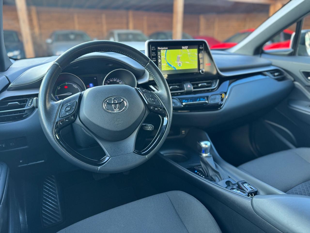 Toyota C-HR 1.8 Hybrid E-CVT Toyota Team