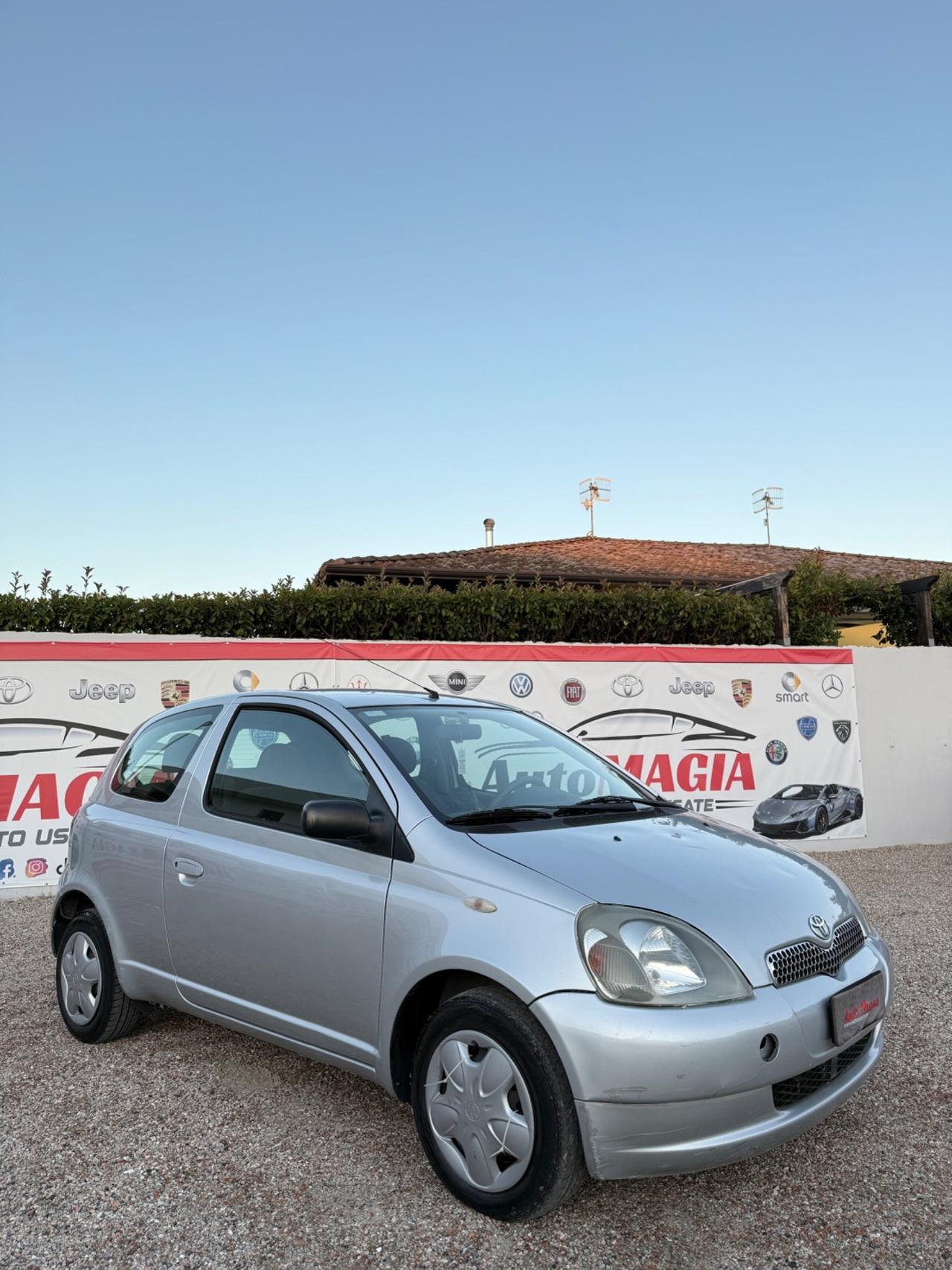 Toyota Yaris 1.0i 16V cat 3 porte Sol '03
