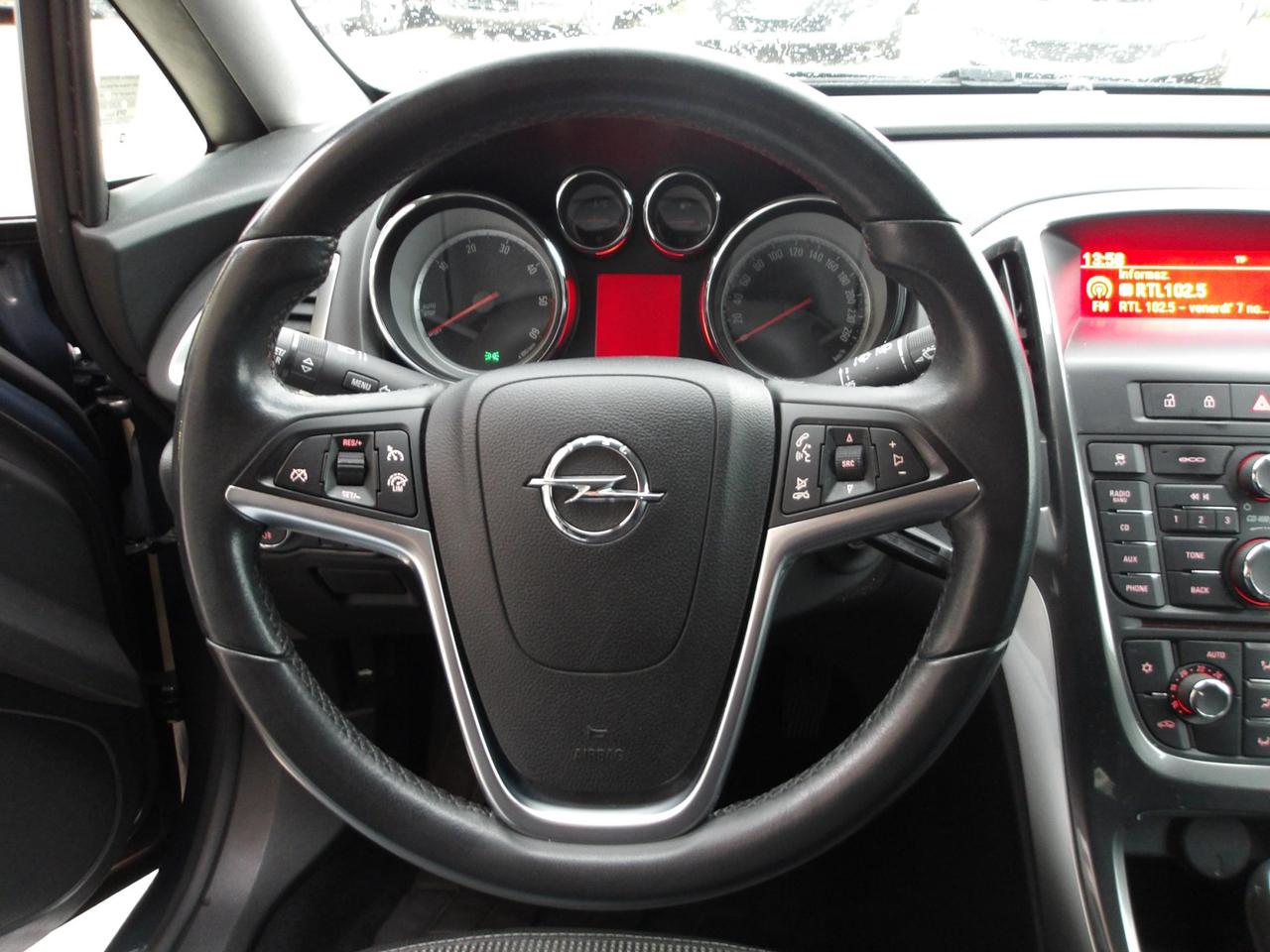 Opel Astra Sports Tourer 1.6 cdti (ecoflex) Cosmo s&s 136cv