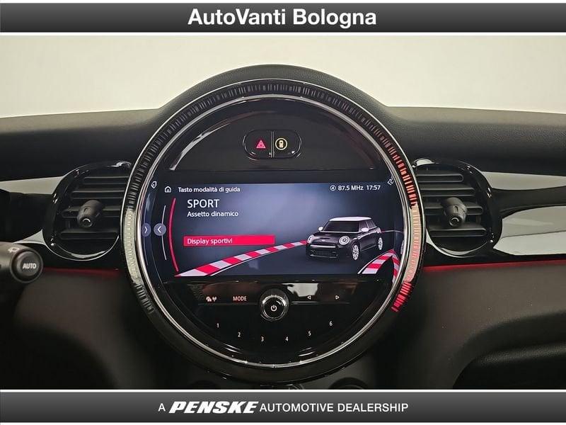 MINI Mini 5 porte Mini 5p 1.5 Cooper Essential auto