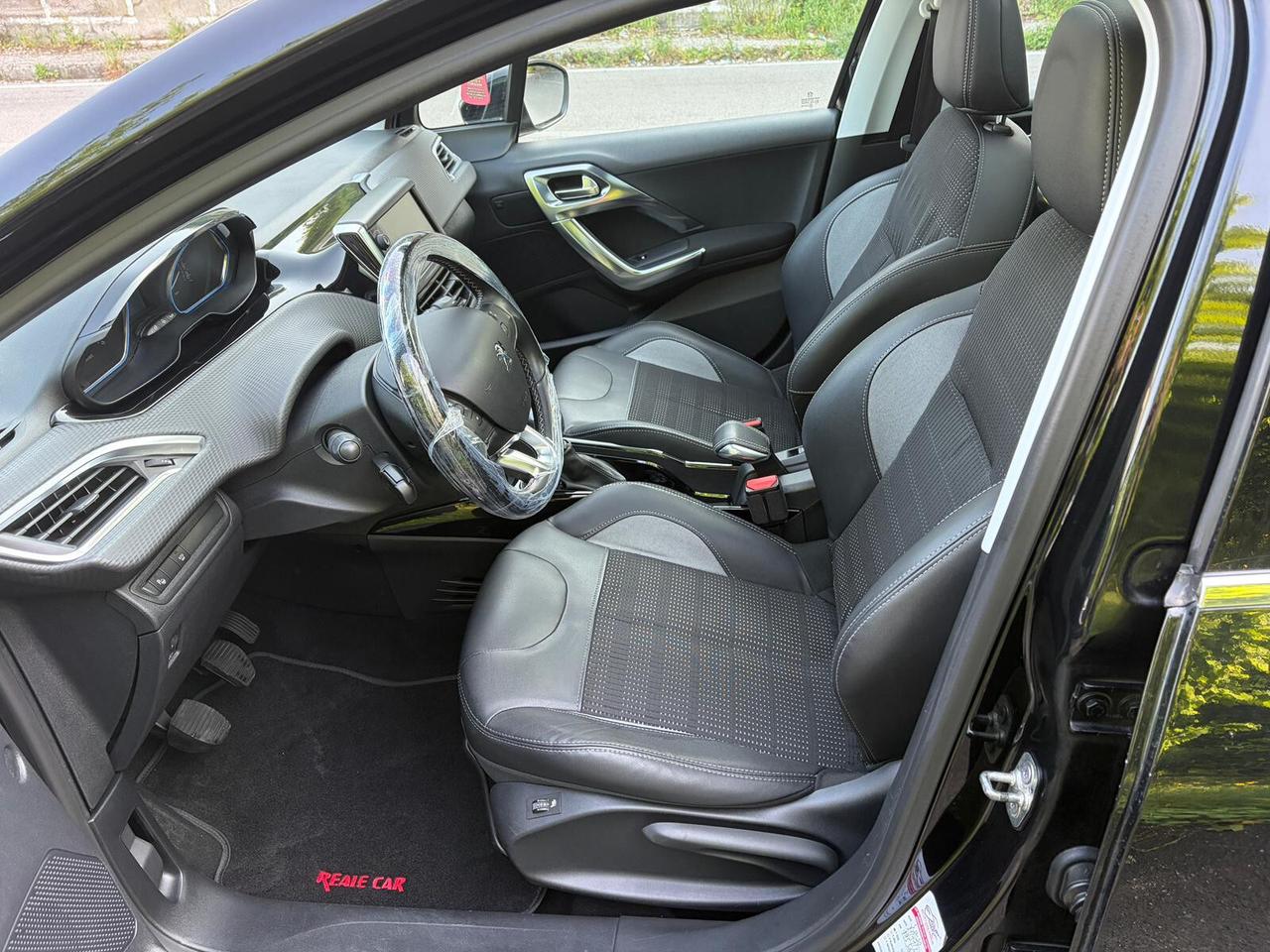 Peugeot 2008 1.6 BlueHDi 120cv S&S tetto Allure