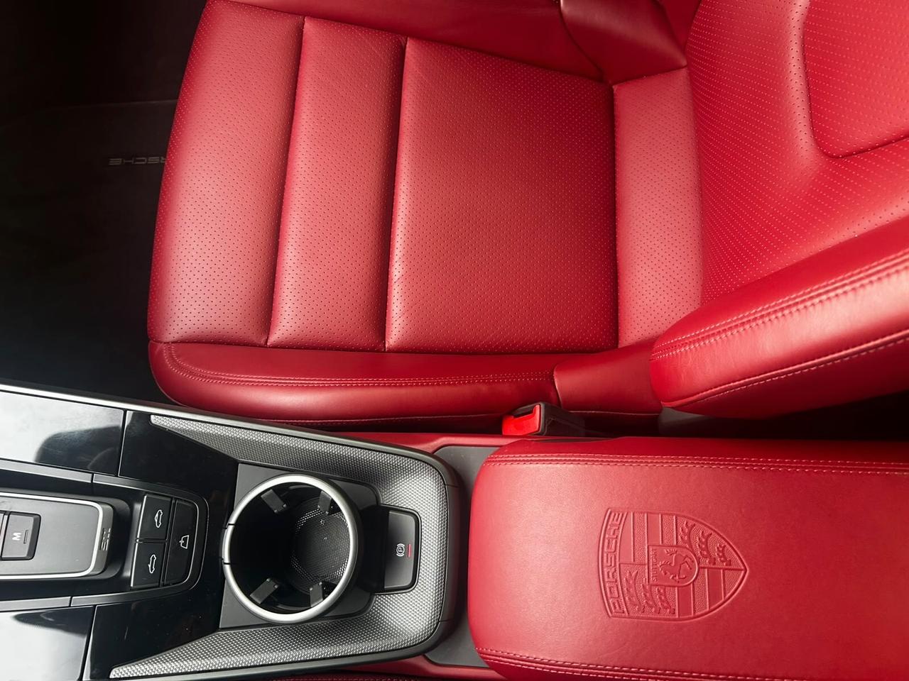 Porsche 911 CARRERA 4S CABRIO