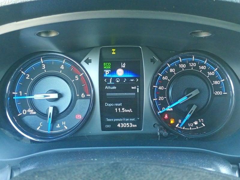 Toyota HiLux Double Cab 2.8 D Invincible 4WD A/T