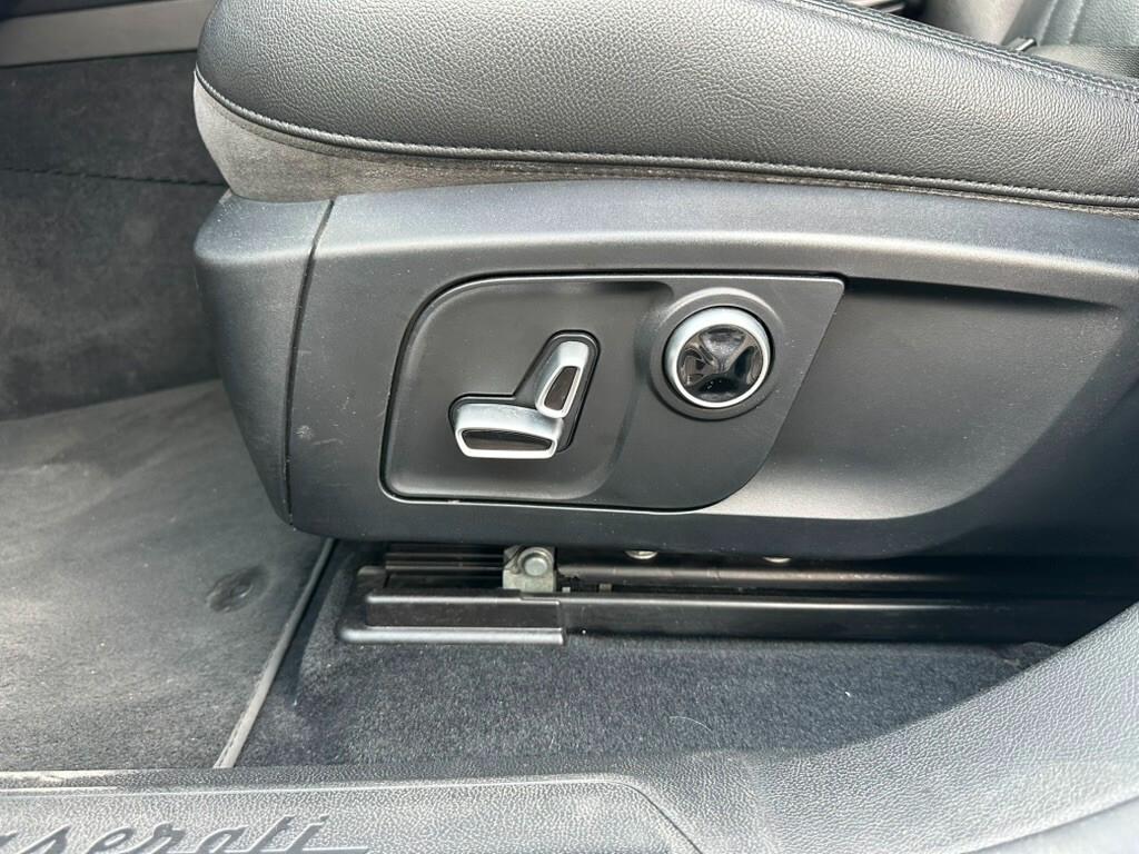 Maserati Levante MHEV 330 CV AWD Executive