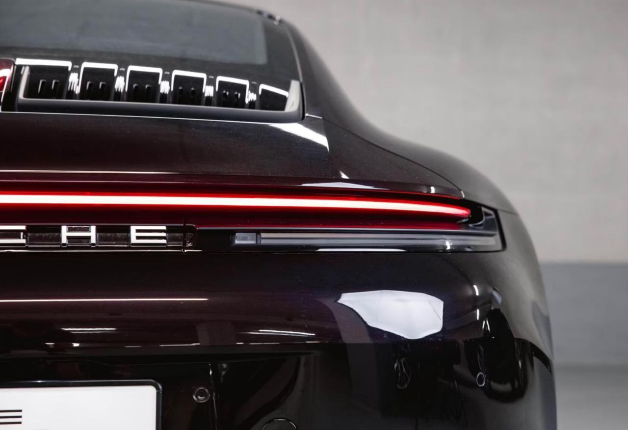 PORSCHE 992 Carrera 394cv*CONSEGNA 30 GIORNI*IVA DET