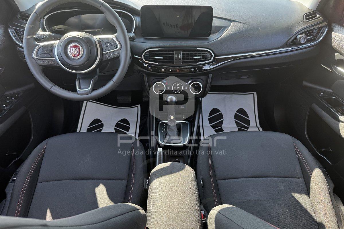 FIAT Tipo 1.5 Hybrid DCT 5 porte Red