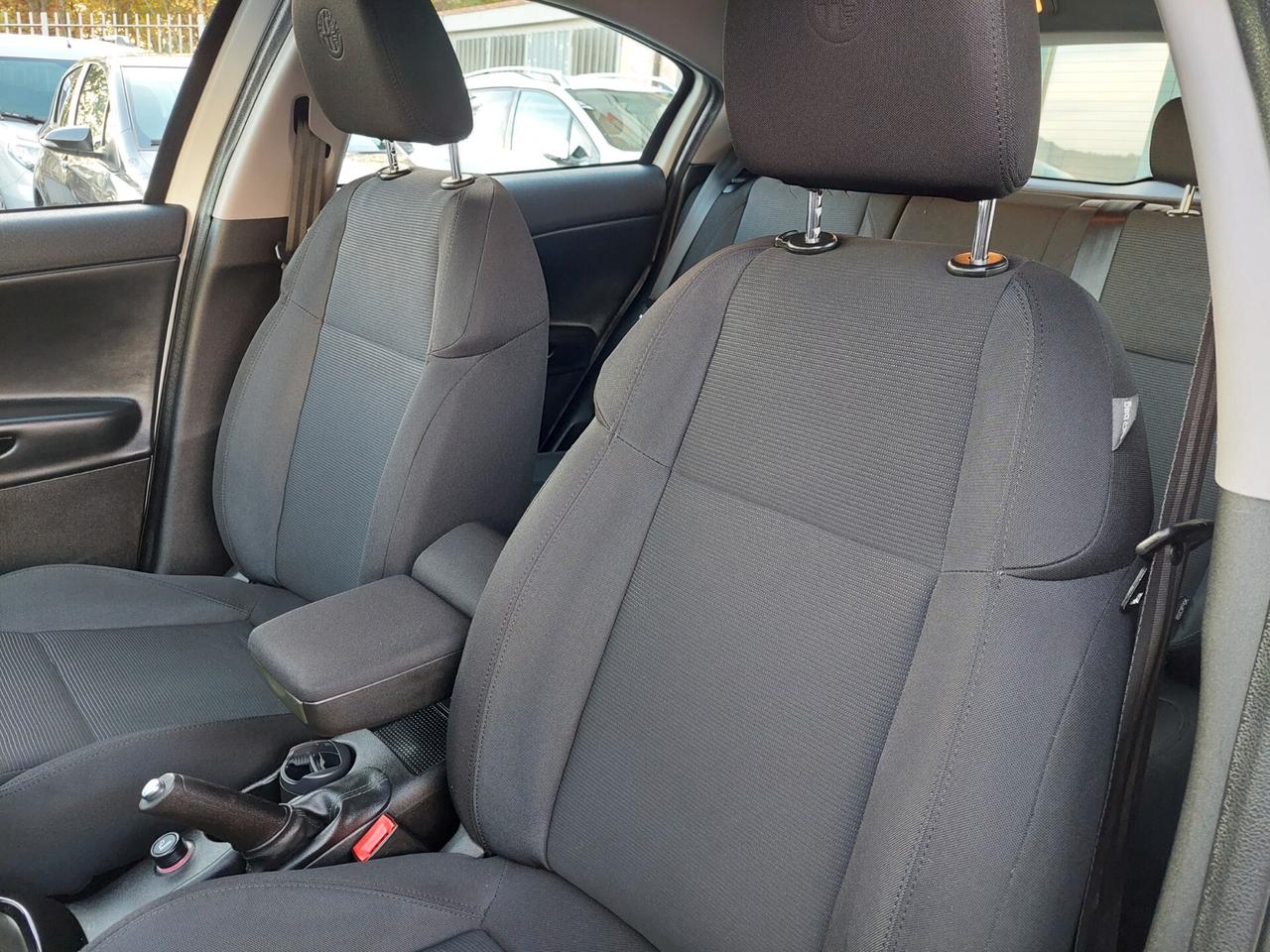 Alfa Romeo Giulietta 1.6 JTDm-2 105 CV Distinctive