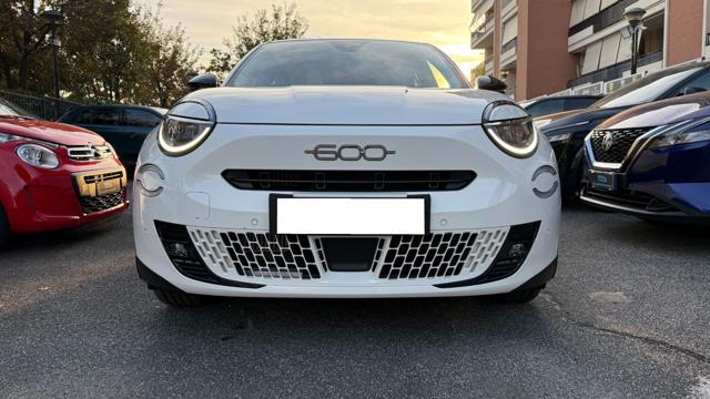 FIAT 600 HYBRID 1.2 110CV DCT MHEV LA PRIMA*24M.GARANZIA*