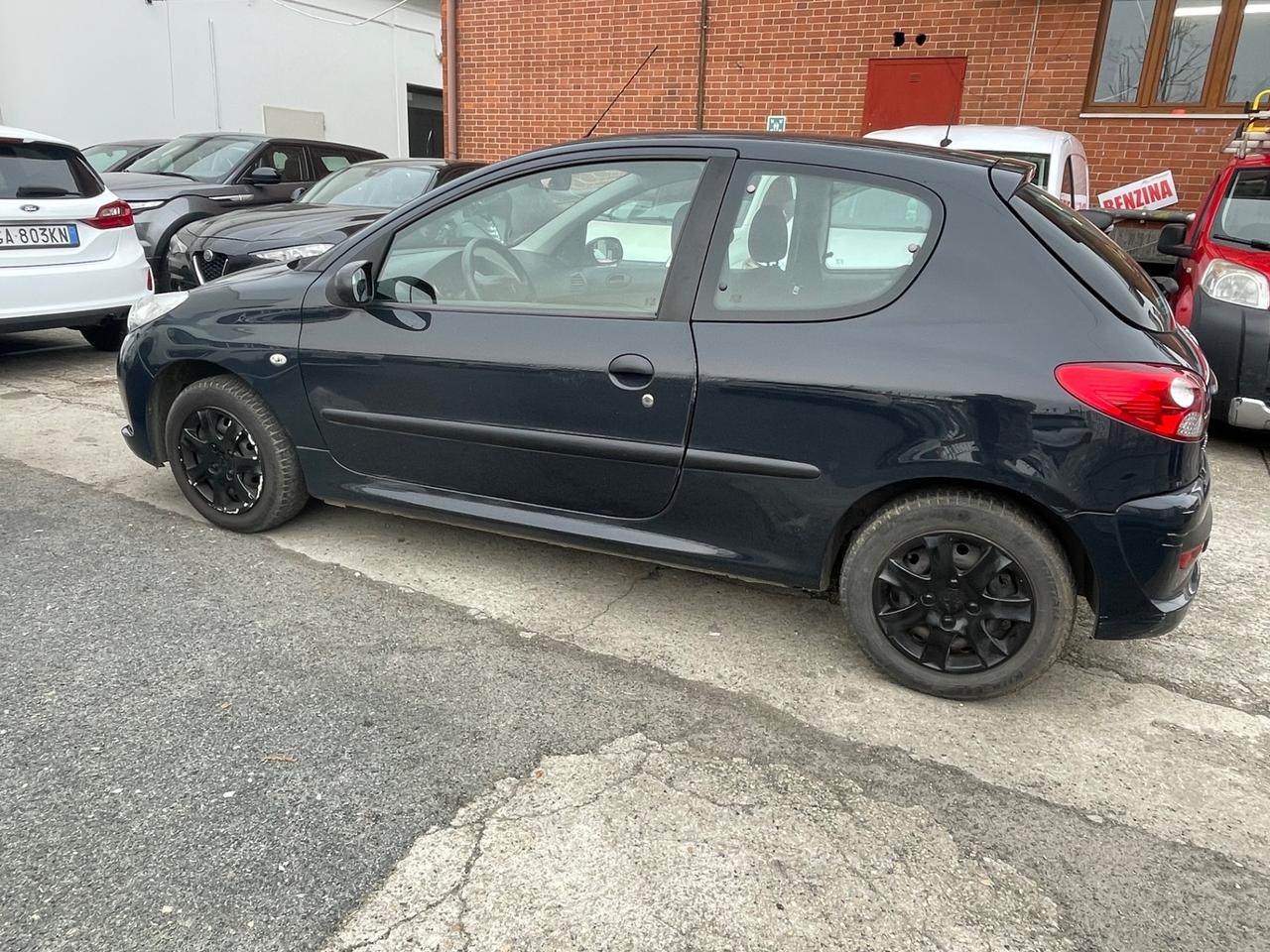 Peugeot 206 Plus 1.1 60CV 5p. ONE Line