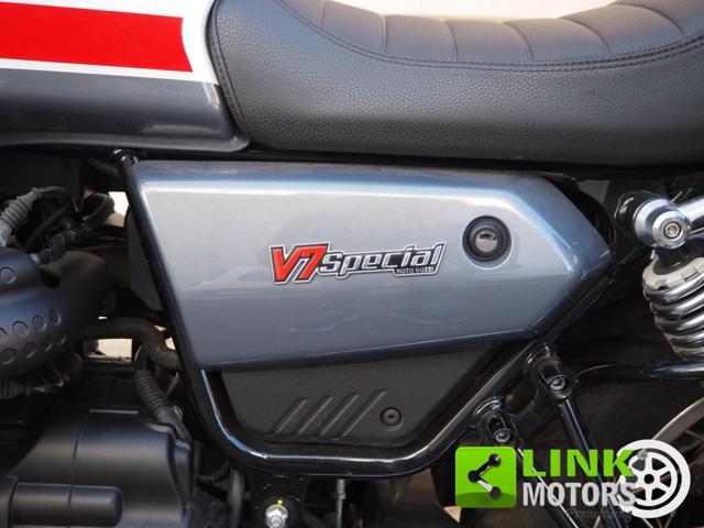 MOTO GUZZI V7 850 Special